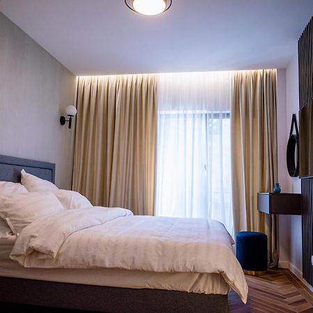 Apartament Papi House Targoviste Zewnętrze zdjęcie